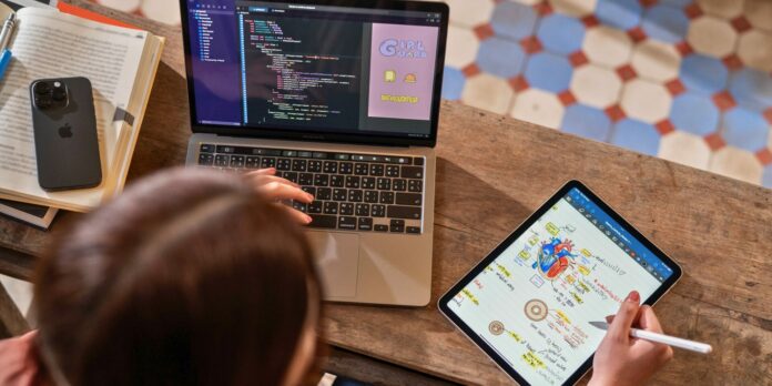 AI multilingual access on Apple devices