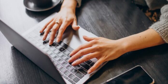 Filling out an anonymous whistleblower form online